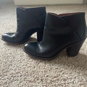 Lucky Brand size 6.5